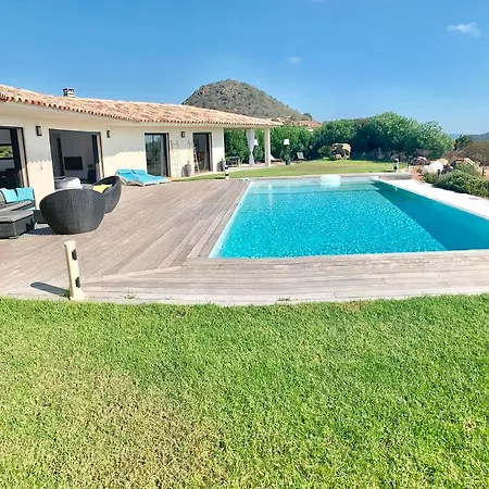 Santa Giulia 240m2 Classee 5 Etoiles Vue 180 Degres Villa