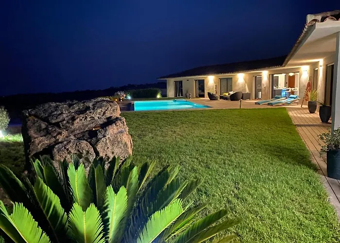 Santa Giulia 240m2 Classee 5 Etoiles Vue 180 Degres Villa *