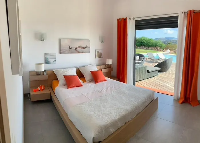 Santa Giulia 240m2 Classee 5 Etoiles Vue 180 Degres Villa *