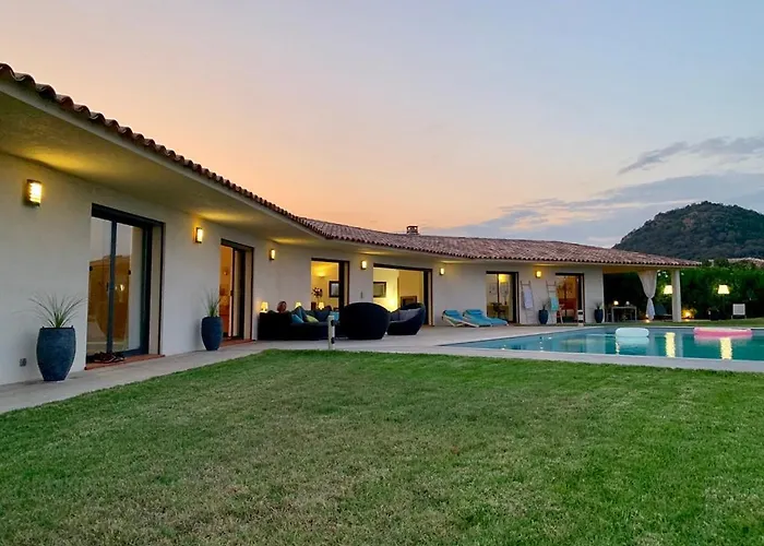 Villa Santa Giulia 240m2 Classee 5 Etoiles Vue 180 Degres Porto-Vecchio (Corsica)