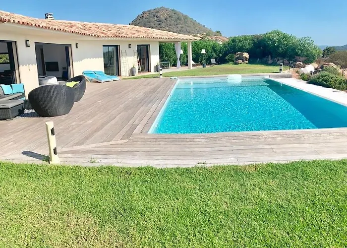 Santa Giulia 240m2 Classee 5 Etoiles Vue 180 Degres Villa