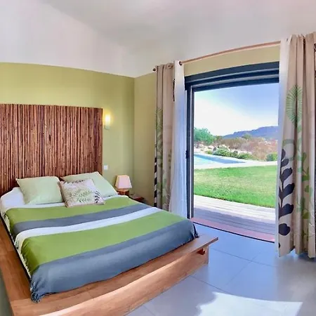 Santa Giulia 240m2 Classee 5 étoiles Vue 180 Degrès Villa *