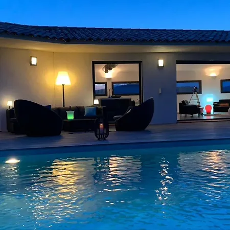 Villa Santa Giulia 240m2 Classee 5 Etoiles Vue 180 Degres Porto-Vecchio (Corsica)
