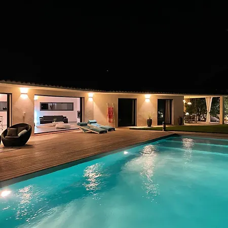 Santa Giulia 240m2 Classee 5 étoiles Vue 180 Degrès Villa *