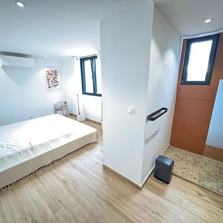 Santa Giulia 240m2 Classee 5 Etoiles Vue 180 Degres Porto-Vecchio (Corsica)