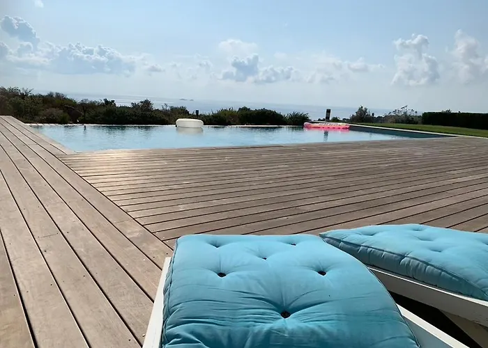 Santa Giulia 240m2 Classee 5 étoiles Vue 180 Degrès Villa