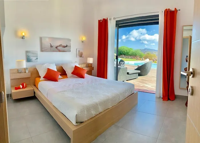 Villa Santa Giulia 240m2 Classee 5 étoiles Vue 180 Degrès Porto Vecchio