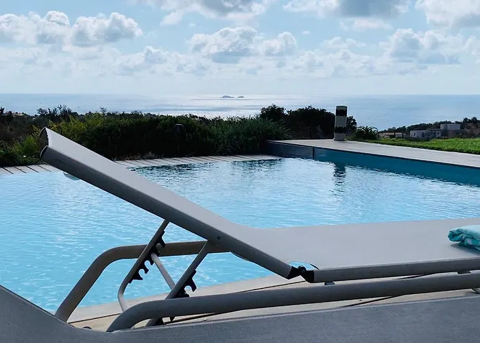 Santa Giulia 240m2 Classee 5 étoiles Vue 180 Degrès Villa