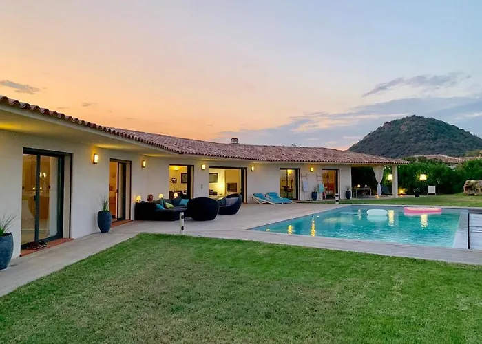 Santa Giulia 240m2 Classee 5 étoiles Vue 180 Degrès