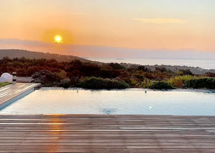 Villa Santa Giulia 240m2 Classee 5 étoiles Vue 180 Degrès