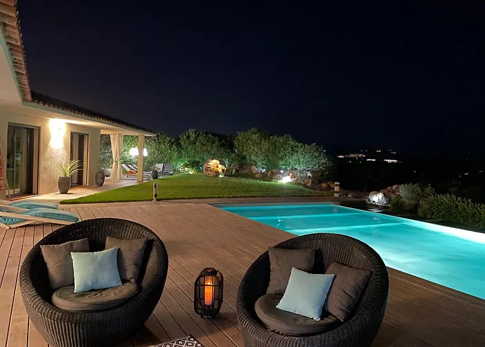 Santa Giulia 240m2 Classee 5 étoiles Vue 180 Degrès Villa *