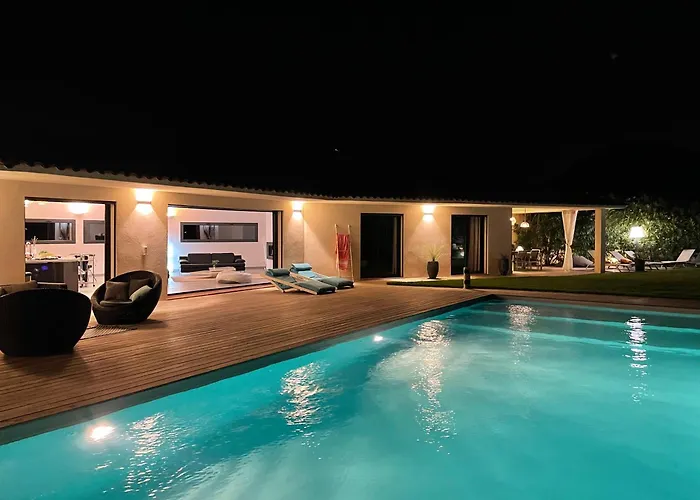 Santa Giulia 240m2 Classee 5 étoiles Vue 180 Degrès Villa *